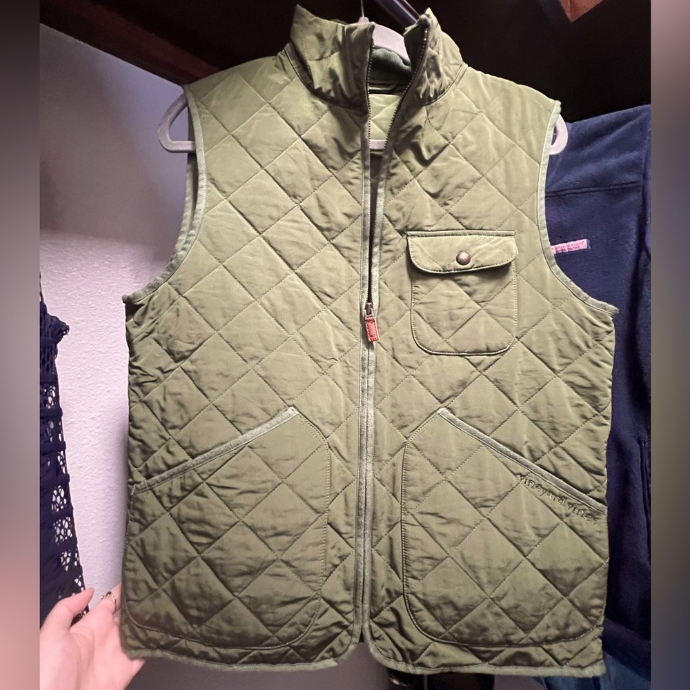 Vineyard Vines Quilted Vest
